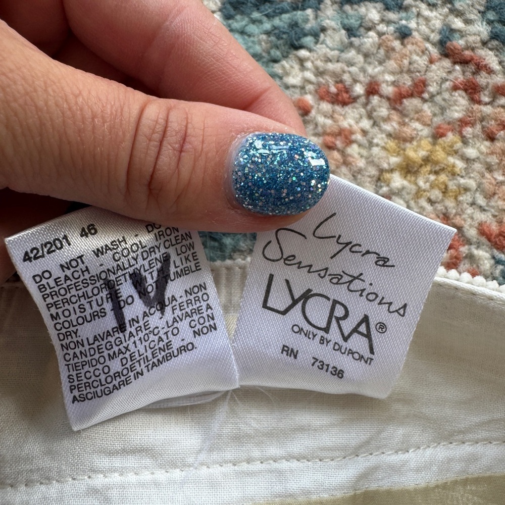 Max Mara Cotton Blend Pencil Skirt
Size 12 - Picture 7 of 7